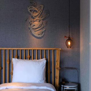 Room:ROO.DX-KG