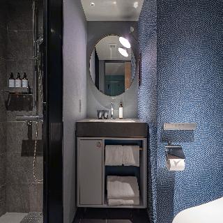 Room:ROO.DX-KG
