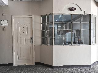 584 Grace Residence Hall