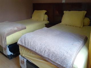 Room:TWN.ST