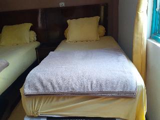 Room:TWN.ST