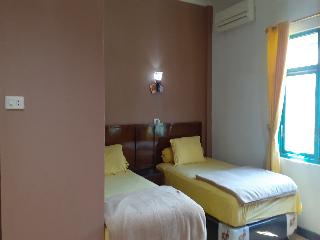 Room:TWN.ST