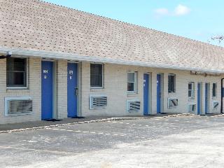 Motel 6 Sullivan Mo