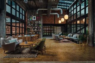 KLoe Hotel