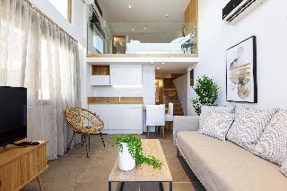 North Coast Seaside Suites