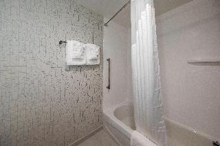 2 Queen Beds Standard Comm Accessible