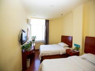 Greentree Inn Chaoyang Shuangta District Bus Stati