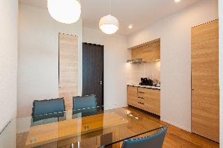Room:SUI.B3-2