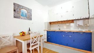 Kala Rooms & Suites