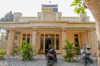 Spot On 1847 Hotel Maya