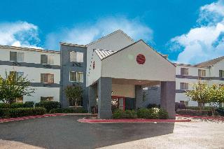 Quality Inn & Suites Jackson
