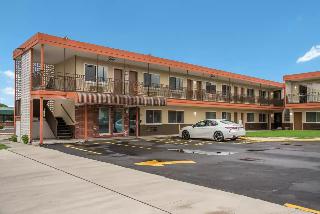 Econo Lodge Inn & Suites Mason City - Clear Lake