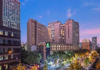 Holiday Inn Express Ningbo City Center