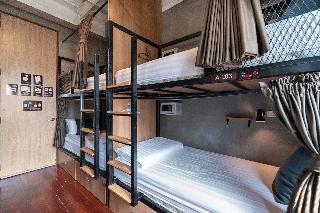 OYO 685 Am Bed Hostel