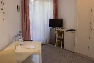 Room Room