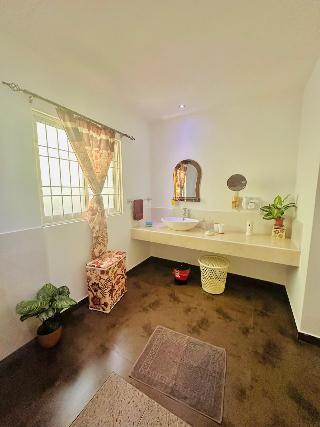 Room Room