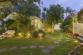 Meranova Bed & Breakfast