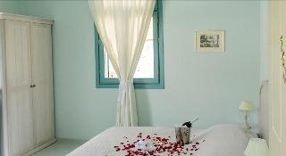 999 Luxury Hotel