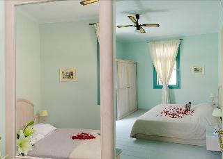 999 Luxury Hotel