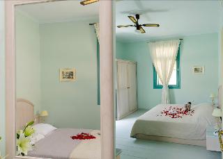 999 Luxury Hotel