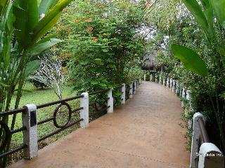Daluyon Beach And Mountain Resort
