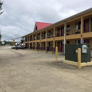 Clairmont Inn