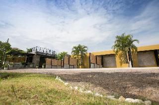 Pimchanok Resort