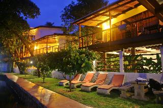 Boca Olas Resort & Villas