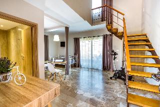Gregory Comfort Hotel