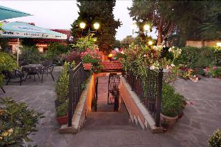 Alafrangite Hotel