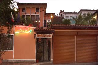 Alafrangite Hotel