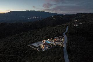 Karavia Lux Inn