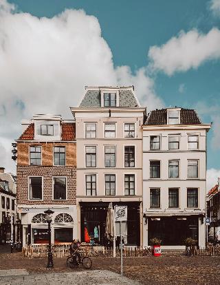 Mother Goose Hotel