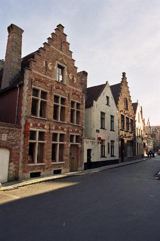 1669 Bed & Breakfast