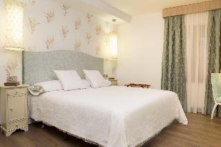 Room Room