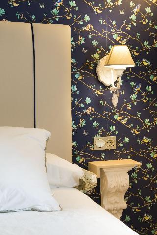 Room Room