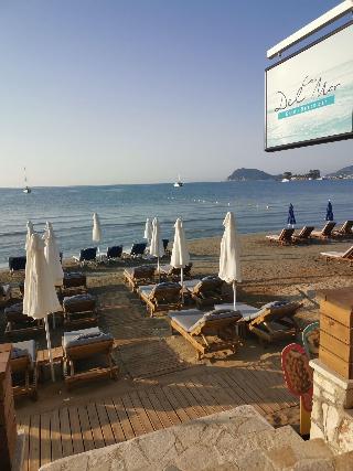 Casa Del Mar