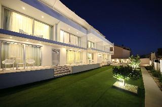Demar Residence