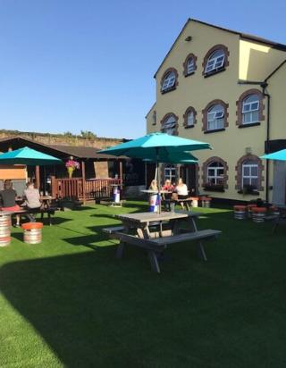 Walsh's Hotel