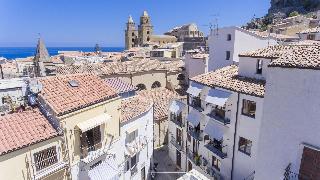 Cefalù in Blu