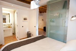Room Room