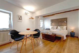 Room Room