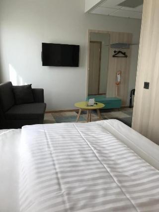 Room Room