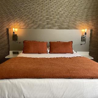 Room Room