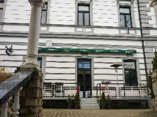 Hotel Cade