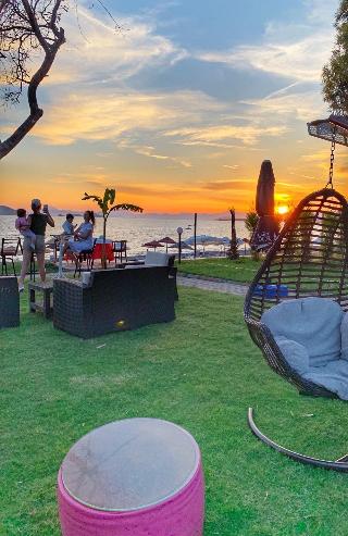 Yücel Hotel