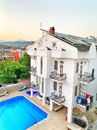 Yücel Hotel
