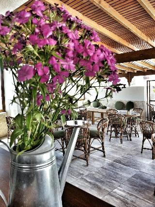 Cesurlar Hotel