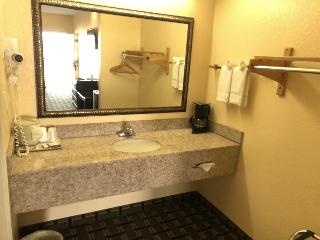 Homegate Inn And Suites