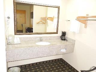 Homegate Inn And Suites